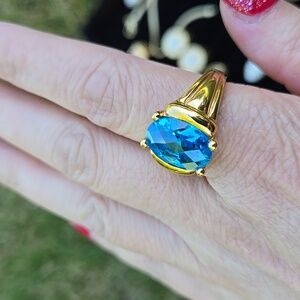 925 Silver gold plated Blue Topaz Ring size 9 unseix ring